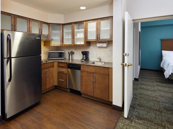 Staybridge Suites Orlando South, an IHG Hotel : photo 7 de la chambre suite 2 chambres