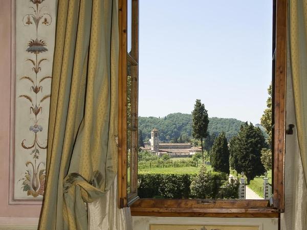 Villa Olmi Firenze : photo 10 de la chambre suite junior villa (2 adultes)
