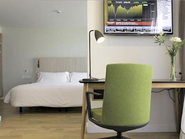 ARTIEM Madrid : photo 8 de la chambre suite junior avec terrasse