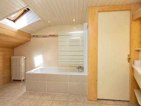 Hôtel Restaurant l'Aubergade : photo 3 de la chambre chambre triple