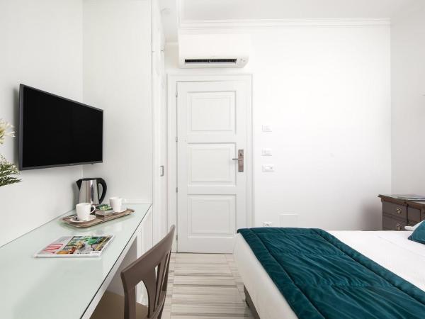 Vittoria Colonna Luxury B&B : photo 4 de la chambre chambre double deluxe