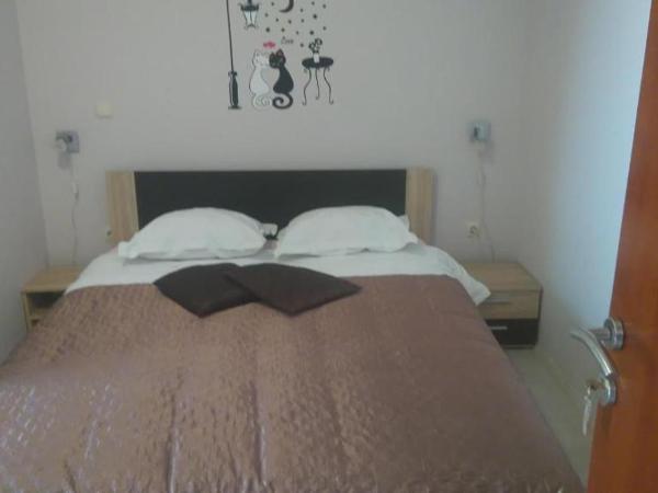 Apartments & Rooms Krecak Sibenik : photo 4 de la chambre chambre double