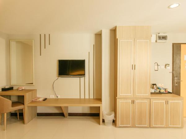 De Hug Hotel & Residence : photo 6 de la chambre chambre triple deluxe