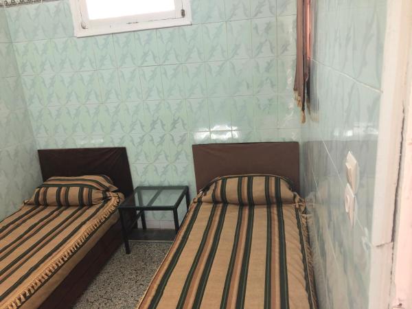 Youth Hostel International Fez : photo 7 de la chambre chambre double standard avec 2 lits doubles