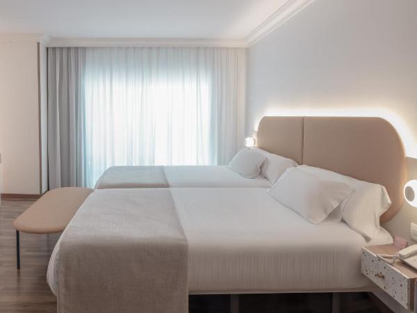 Hotel RH Victoria & Spa : photo 3 de la chambre chambre deluxe avec terrasse (2 adultes + 2 enfants)