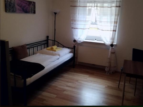 Sultania's Melanchthon : photo 4 de la chambre chambre simple standard avec salle de bains commune