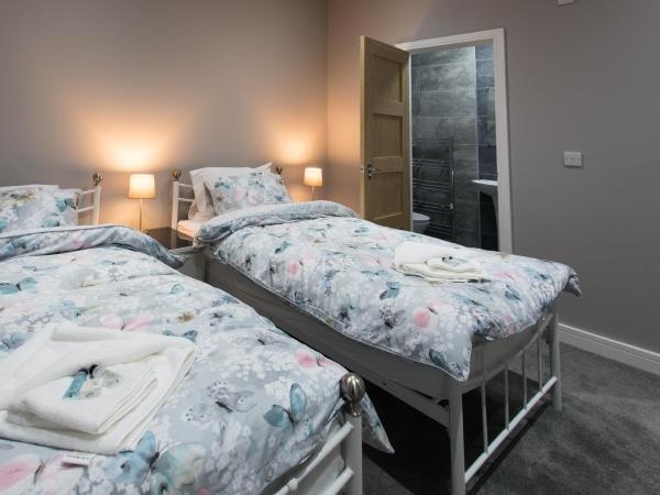 High Bank Hotel : photo 6 de la chambre chambre lits jumeaux avec salle de bains privative