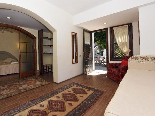 Villa Konak Hotel : photo 4 de la chambre suite familiale