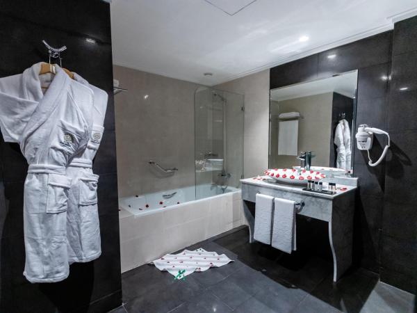 Nour Plazza Hotel : photo 1 de la chambre suite junior