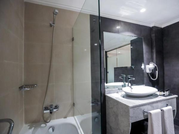 Nour Plazza Hotel : photo 5 de la chambre chambre deluxe