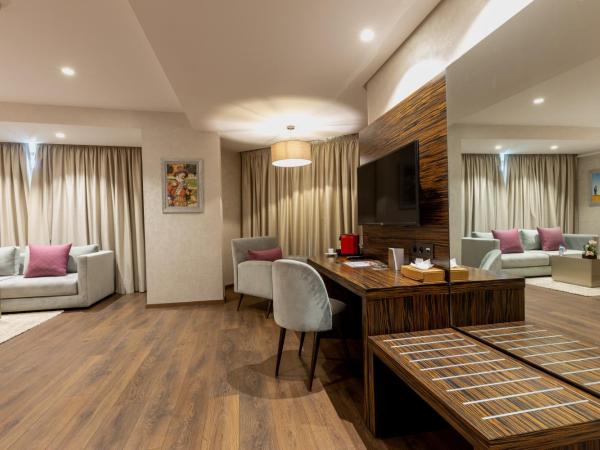 Nour Plazza Hotel : photo 7 de la chambre suite junior