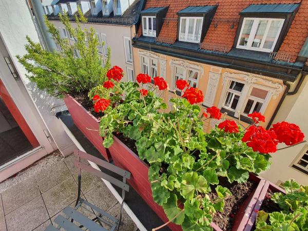 Hotel Falkenturm : photo 8 de la chambre appartement 3 chambres