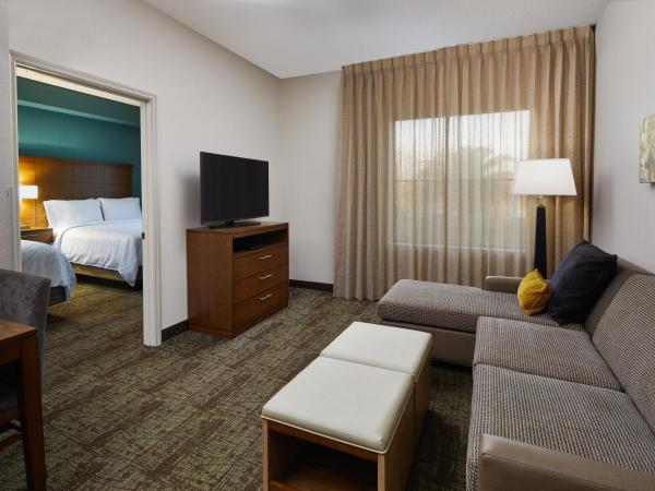 Staybridge Suites Orlando South, an IHG Hotel : photo 7 de la chambre suite 1 chambre avec 2 lits queen-size