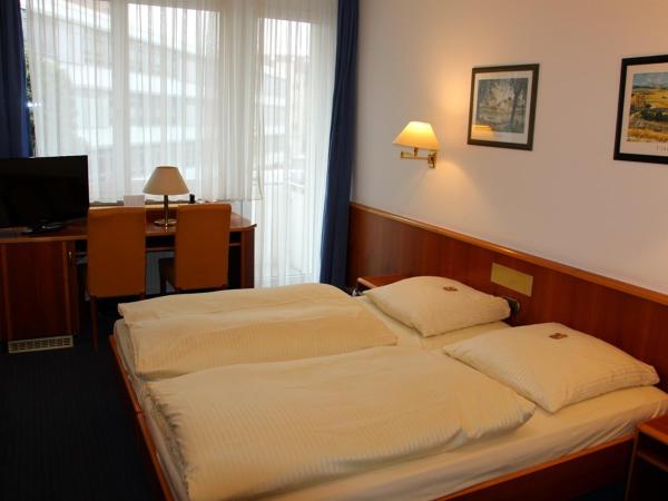 City Hotel Stuttgart : photo 3 de la chambre chambre double Économique