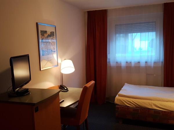 City Hotel Stuttgart : photo 1 de la chambre chambre simple Économique