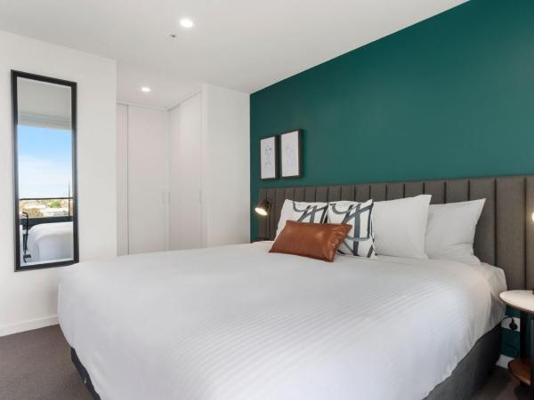The Sebel Melbourne Moonee Ponds : photo 2 de la chambre appartement 1 chambre lit king-size avec balcon