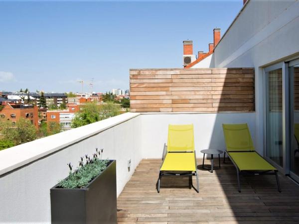 ARTIEM Madrid : photo 3 de la chambre suite junior avec terrasse