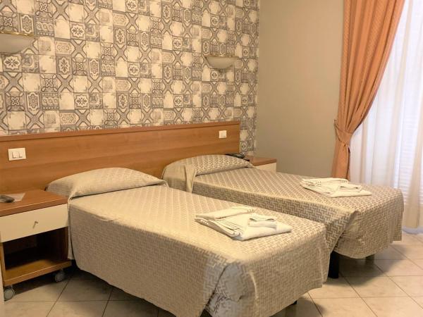 Hotel Lo Scudiero : photo 2 de la chambre chambre double ou lits jumeaux