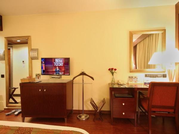 Fortune Select JP Cosmos, Bengaluru - Member ITC's hotel group : photo 3 de la chambre suite exécutive