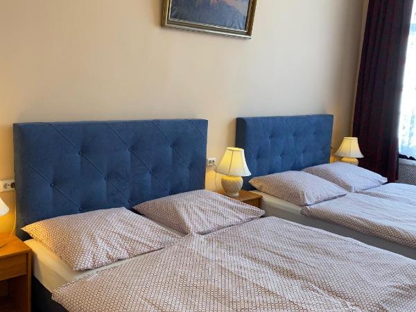 Hotel Gunia : photo 9 de la chambre chambre triple