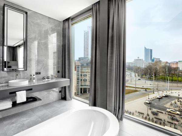HYPERION Hotel Leipzig : photo 9 de la chambre suite