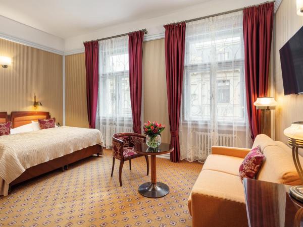 Hotel Paris Prague : photo 2 de la chambre chambre double ou lits jumeaux avec lit d'appoint