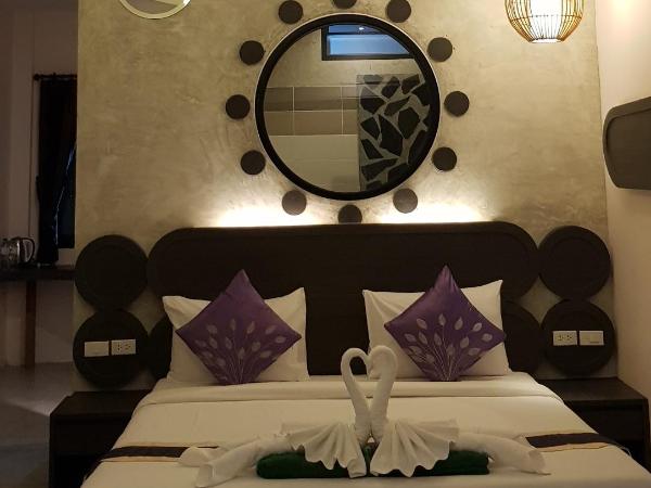 Khaolak Yama Resort - SHA Plus : photo 8 de la chambre suite avec jacuzzi