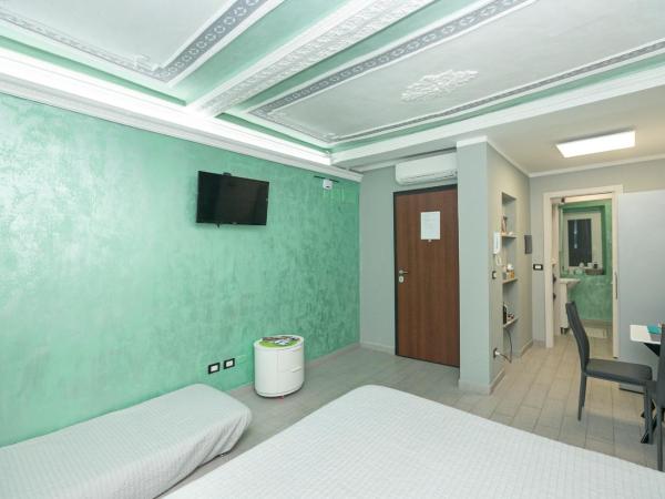 Torre degli Orefici dimora medioevale : photo 3 de la chambre studio