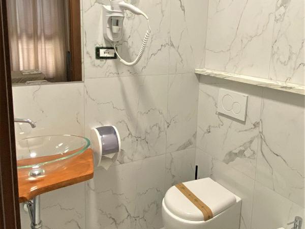 Hotel Lo Scudiero : photo 5 de la chambre chambre triple