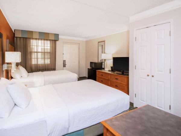 La Quinta Inn by Wyndham Colorado Springs Garden of the Gods : photo 4 de la chambre chambre premier avec 2 lits doubles