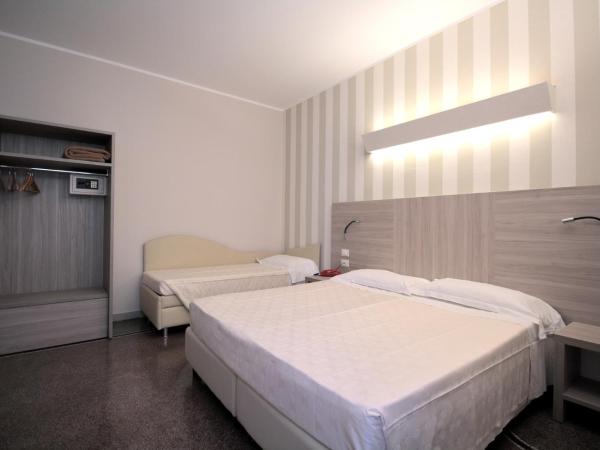 Hotel Vittoria : photo 1 de la chambre chambre triple standard