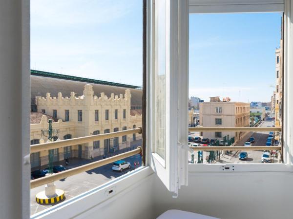 NWT Central Station Valencia : photo 8 de la chambre chambre double ou lits jumeaux