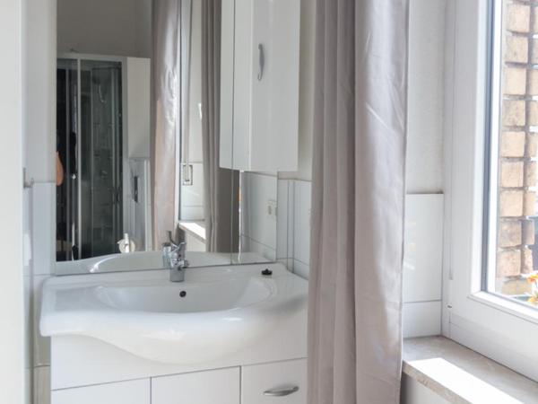 Oberkasseler Hof Bonn : photo 4 de la chambre apartment 12 (königswinterer str. 592)