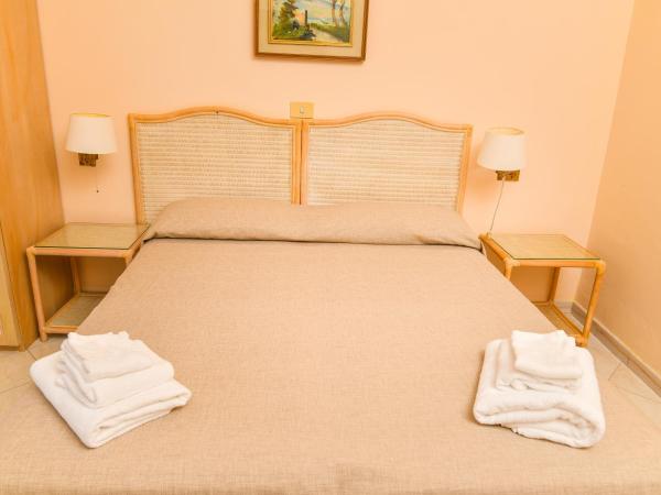 Hotel Maremonti : photo 4 de la chambre chambre double ou lits jumeaux standard