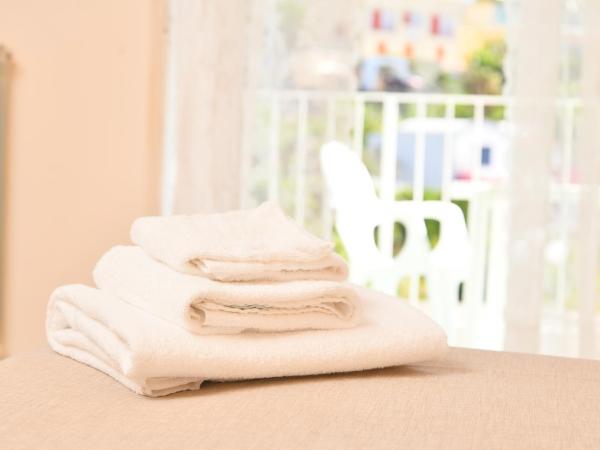 Hotel Maremonti : photo 7 de la chambre chambre double ou lits jumeaux classique avec balcon