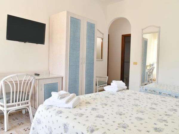 Hotel Maremonti : photo 2 de la chambre chambre double ou lits jumeaux standard