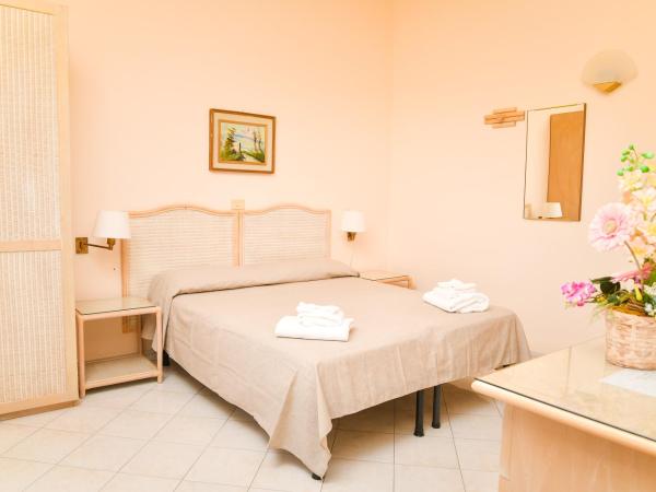 Hotel Maremonti : photo 1 de la chambre chambre double ou lits jumeaux standard