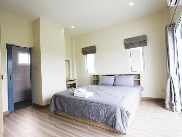 Baan Rabiengkao Hua Hin : photo 10 de la chambre chambre double familiale