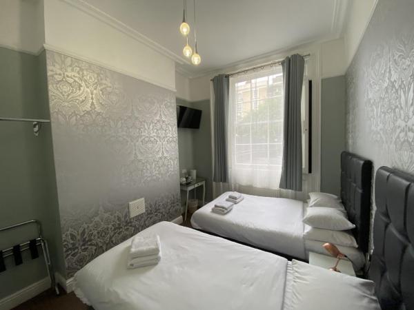 Swinton Hotel : photo 5 de la chambre chambre lits jumeaux
