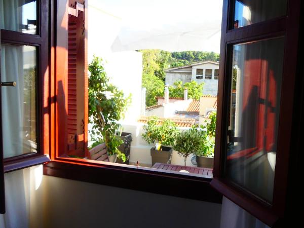 Theasis Athens : photo 9 de la chambre chambre double avec terrasse