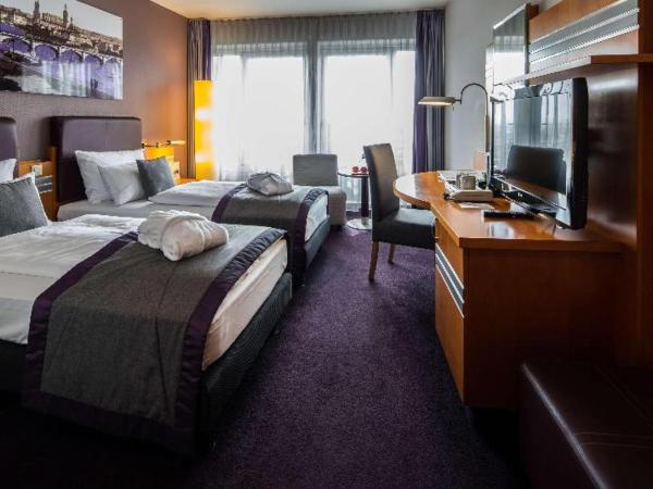 Ramada by Wyndham Dresden : photo 1 de la chambre room #6366137