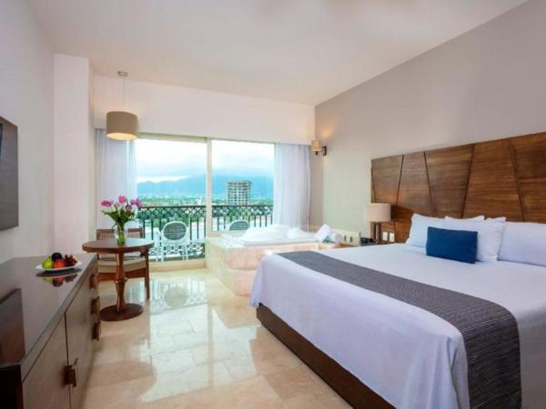 Crown Paradise Golden All Inclusive Resort - Adults Only : photo 1 de la chambre room #7982328
