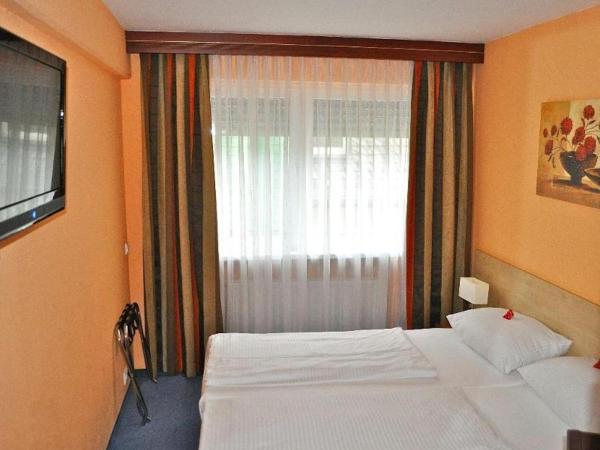 Savoy Hotel : photo 2 de la chambre room #6185059