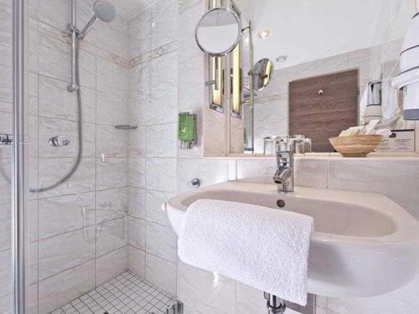 Best Western Hotel Kantstrasse Berlin : photo 2 de la chambre room #6054528