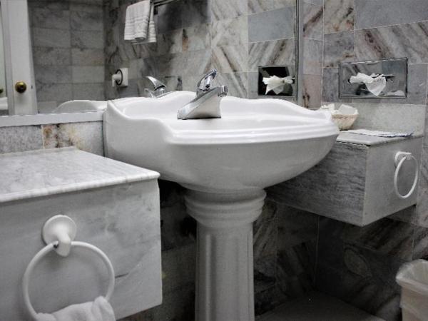 Aristos Puebla : photo 2 de la chambre room #7819116