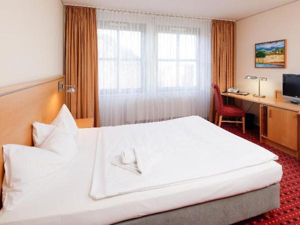 Airporthotel Berlin-Adlershof : photo 3 de la chambre room #7189922