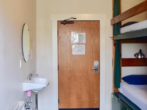 Green Tortoise Hostel Seattle : photo 7 de la chambre lits superposés dans dortoir femmes de 8 lits