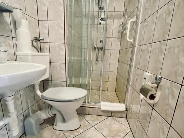 Hotel Kolorowa : photo 6 de la chambre suite familiale avec balcon