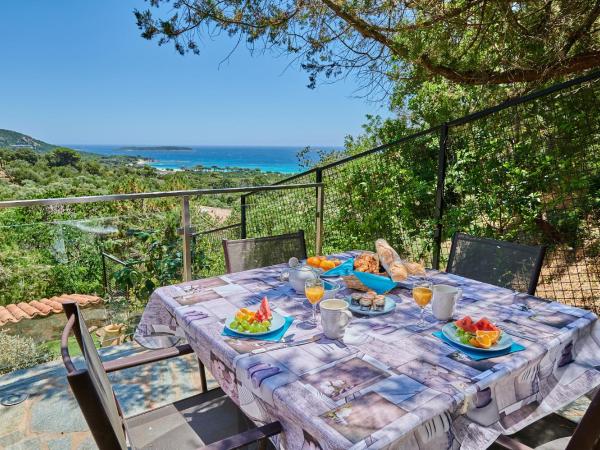 Résidence Belvedere de Palombaggia : photo 4 de la chambre studio avec bain à remous