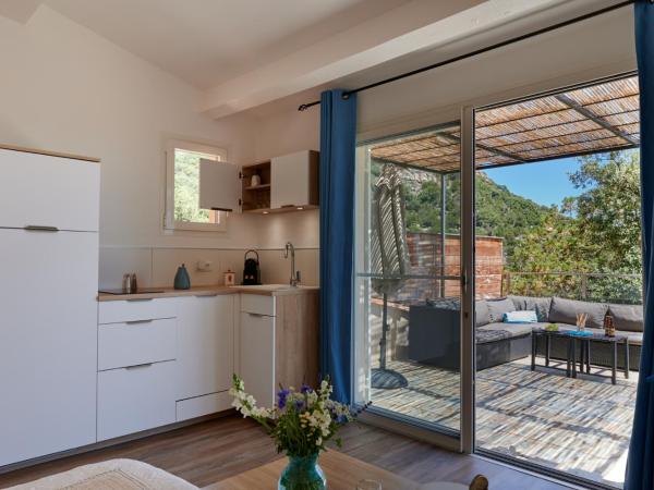 Résidence Belvedere de Palombaggia : photo 8 de la chambre studio avec bain à remous